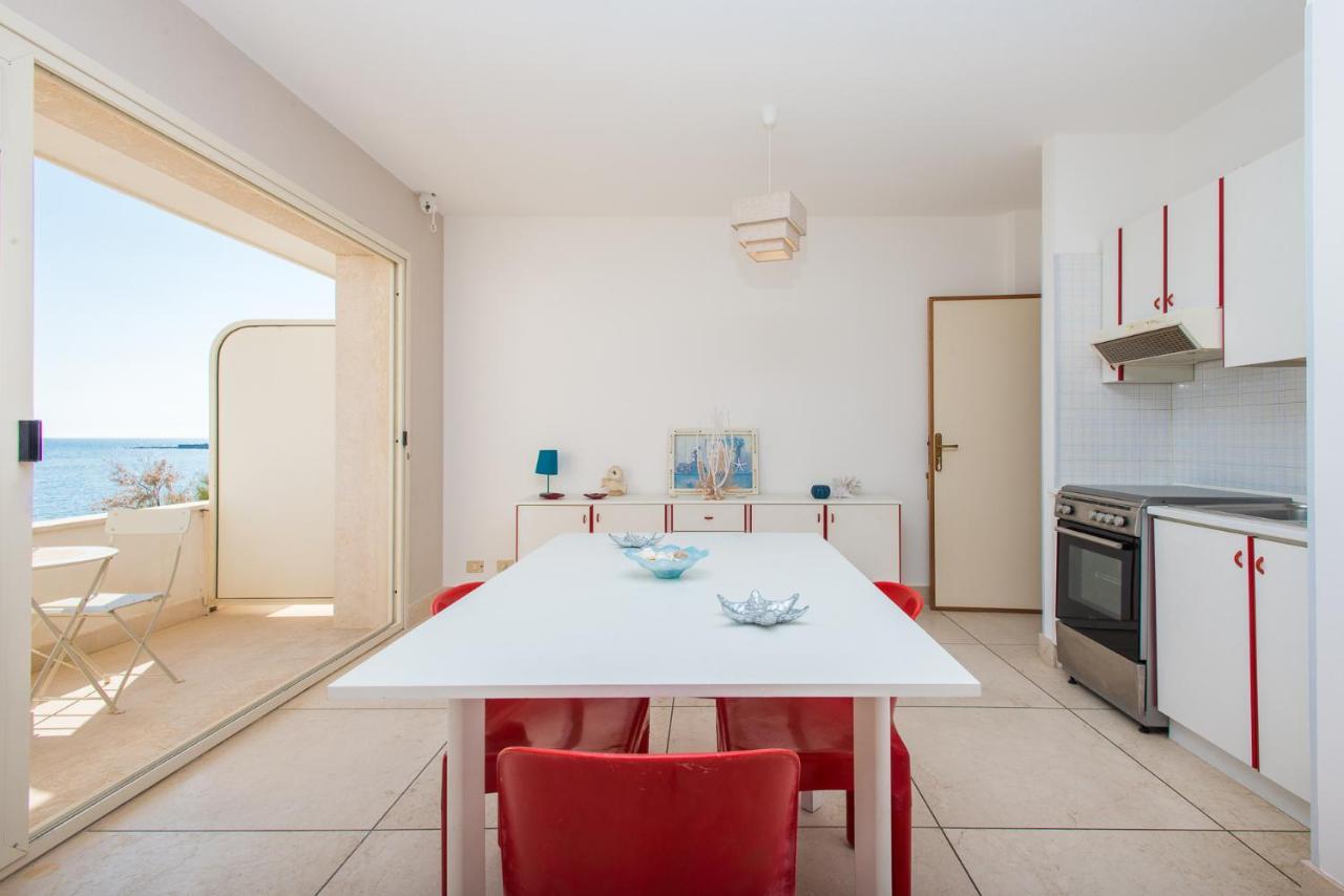 Beach Studios Con Accesso Diretto Alla Spiaggia Torre Pali Exterior photo